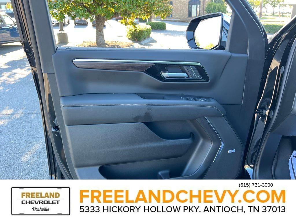 new 2026 Chevrolet Suburban car, priced at $79,461