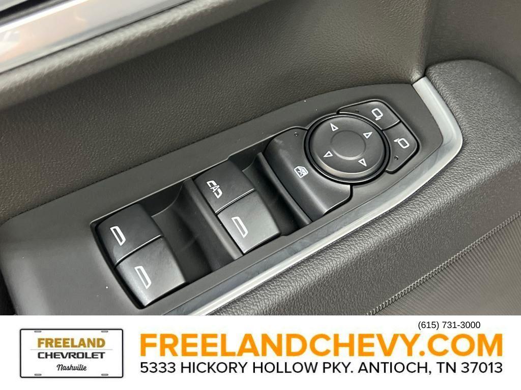 new 2025 Chevrolet Silverado 1500 car, priced at $51,643
