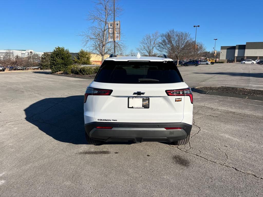 new 2025 Chevrolet Equinox car, priced at $33,080