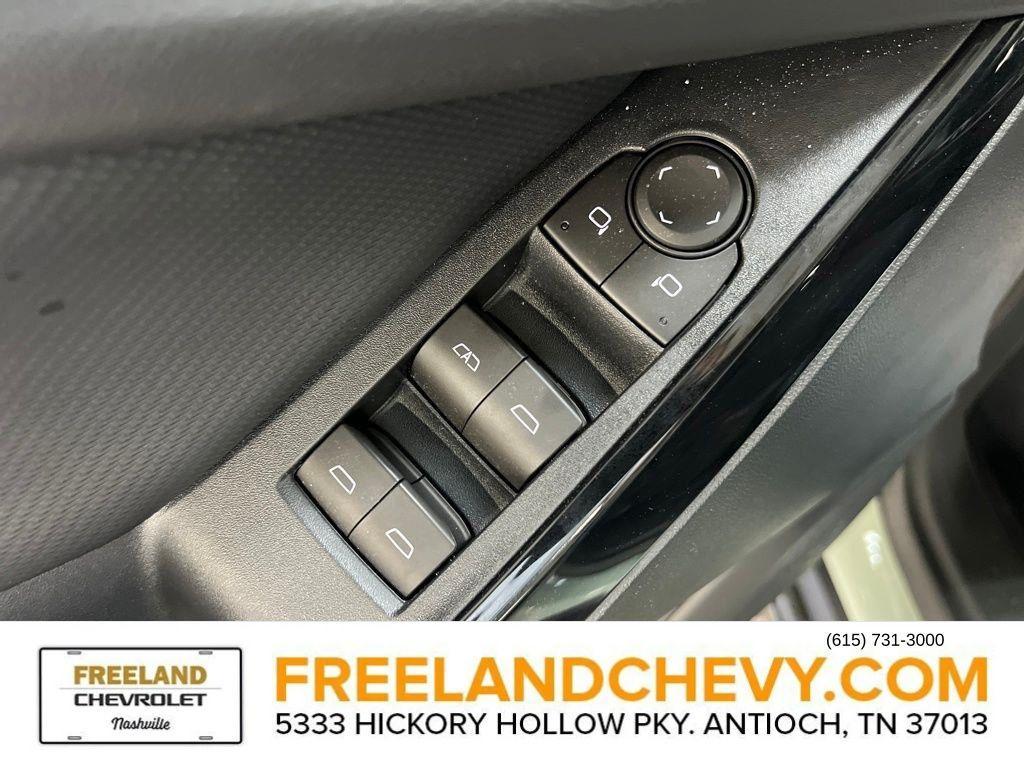 new 2026 Chevrolet Equinox car, priced at $27,795