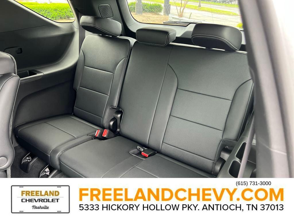 new 2025 Chevrolet Traverse car, priced at $43,610