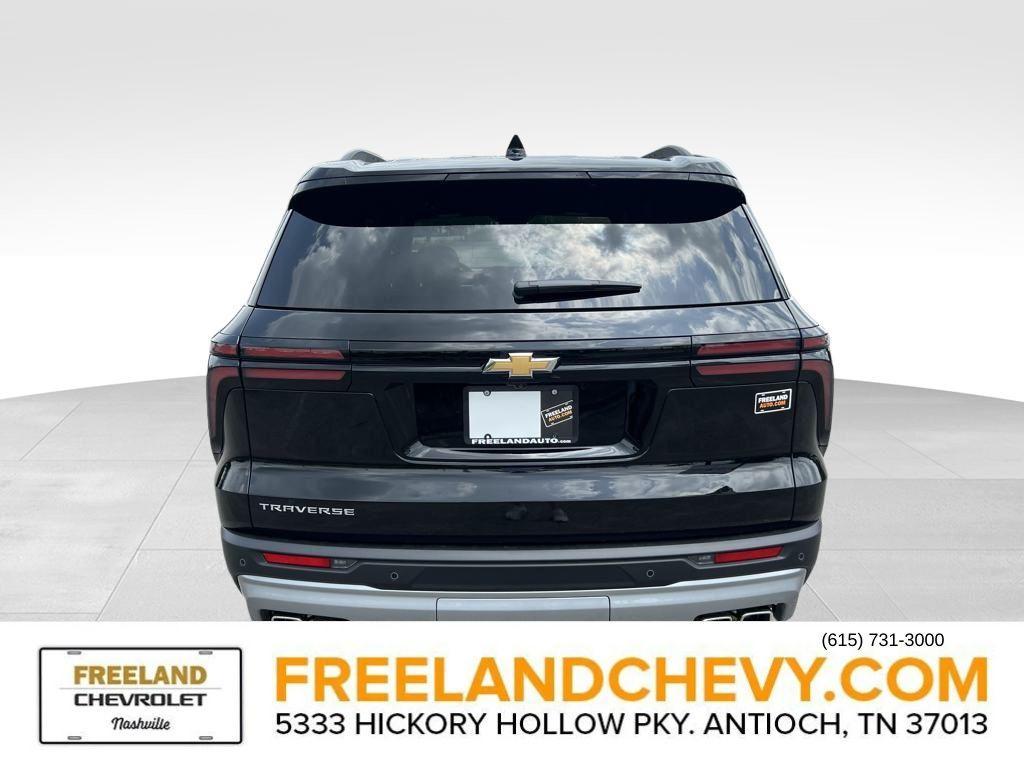 new 2025 Chevrolet Traverse car, priced at $42,135