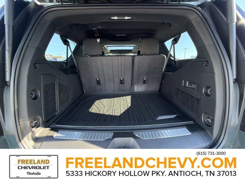 new 2026 Chevrolet Suburban car, priced at $78,299