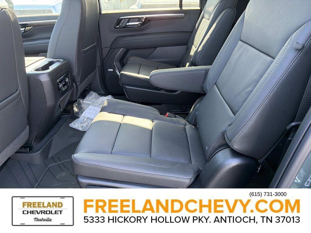 new 2026 Chevrolet Suburban car, priced at $78,299