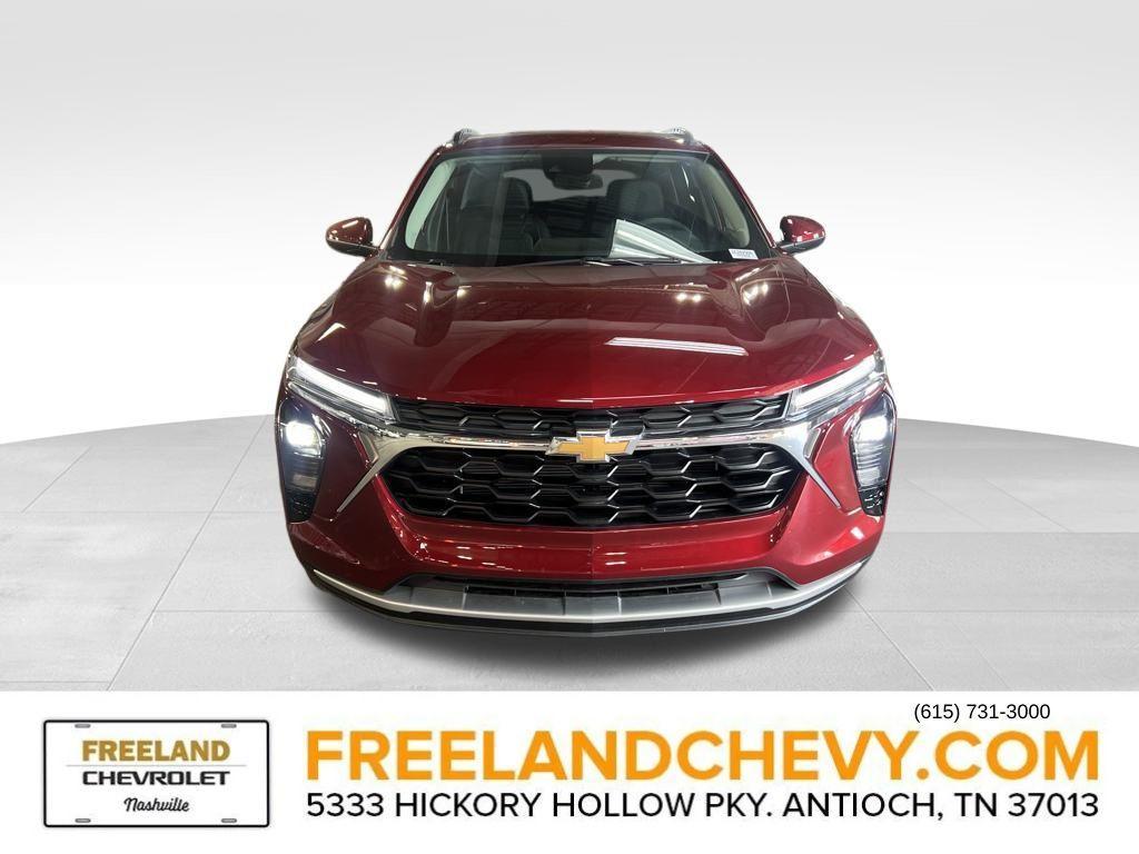 new 2025 Chevrolet Trax car, priced at $24,434