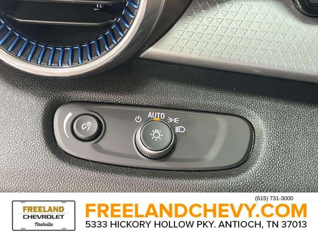 new 2025 Chevrolet Trax car, priced at $24,434