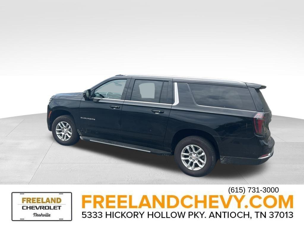 used 2025 Chevrolet Suburban car, priced at $66,900