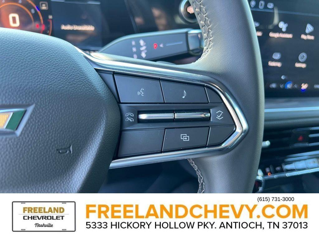 new 2025 Chevrolet Suburban car, priced at $65,077