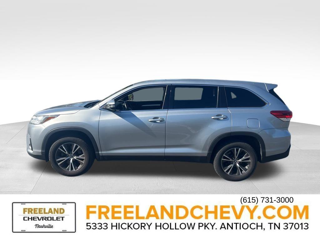 used 2019 Toyota Highlander car, priced at $21,777