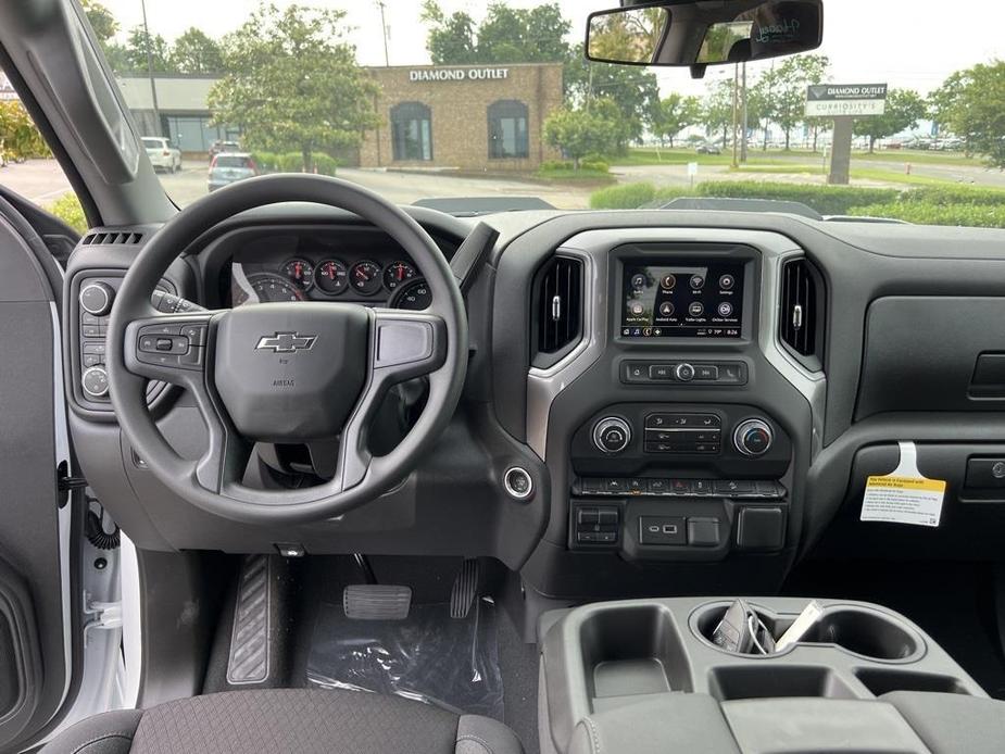 new 2024 Chevrolet Silverado 1500 car, priced at $52,570