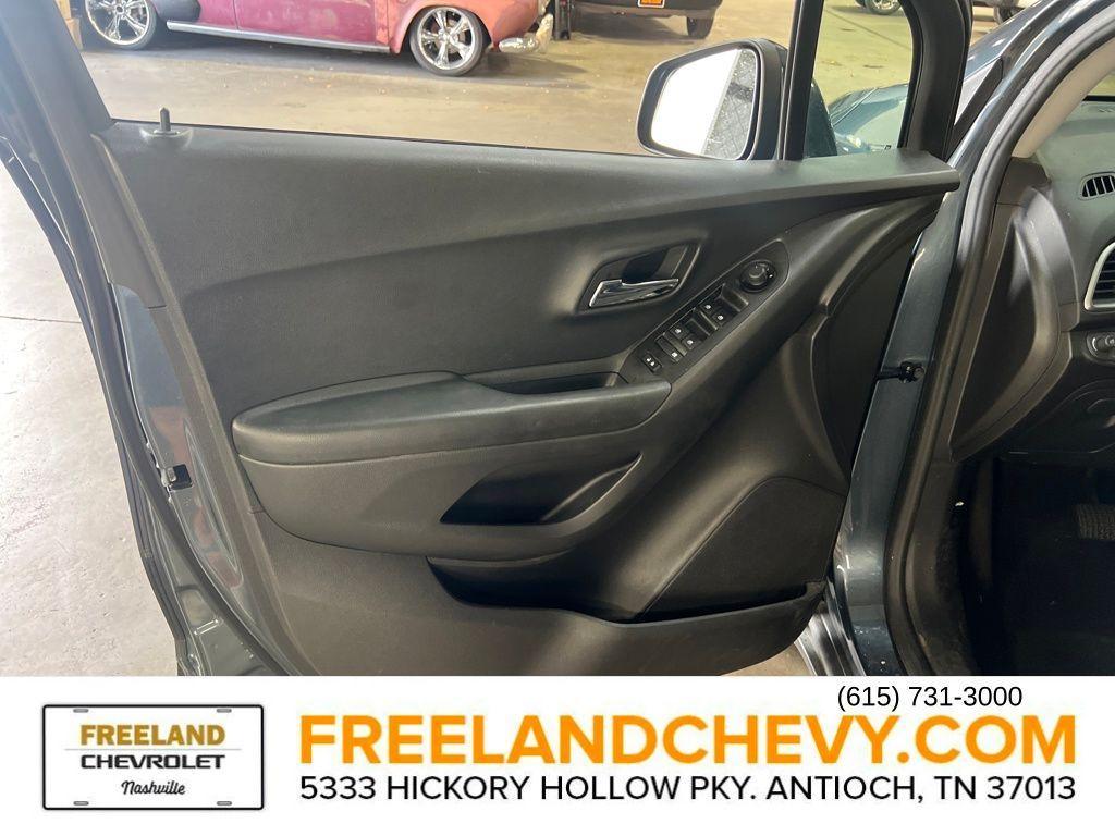 used 2022 Chevrolet Trax car, priced at $19,100