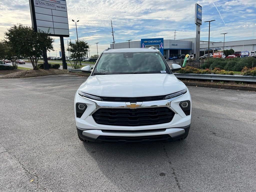 new 2025 Chevrolet TrailBlazer car, priced at $28,942