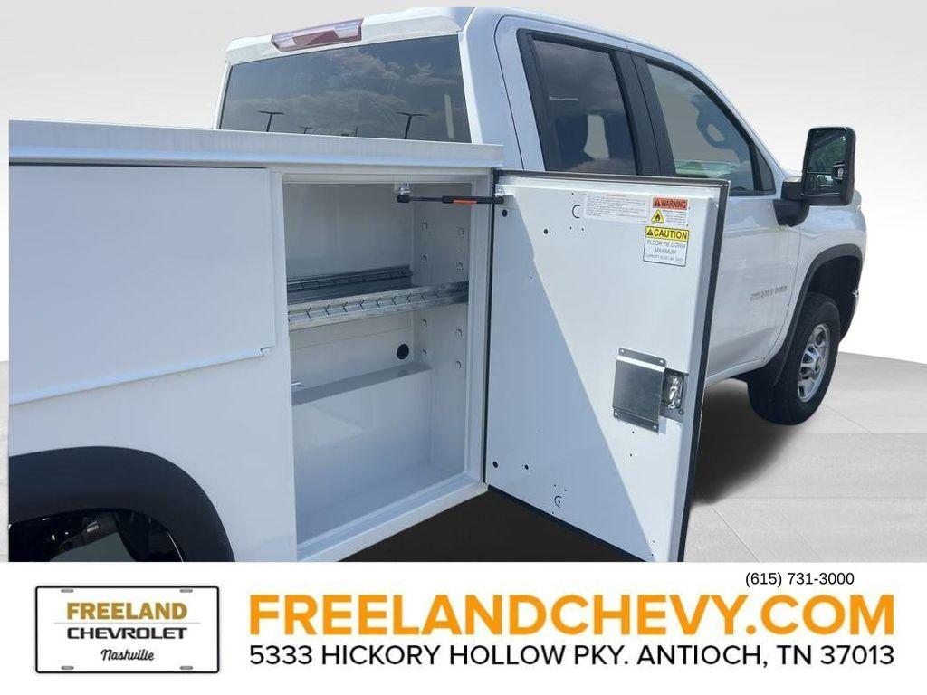 new 2025 Chevrolet Silverado 2500 car, priced at $53,568