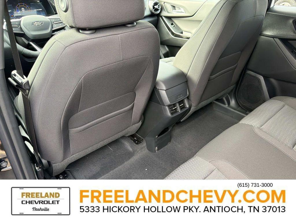 new 2026 Chevrolet Equinox car, priced at $33,540