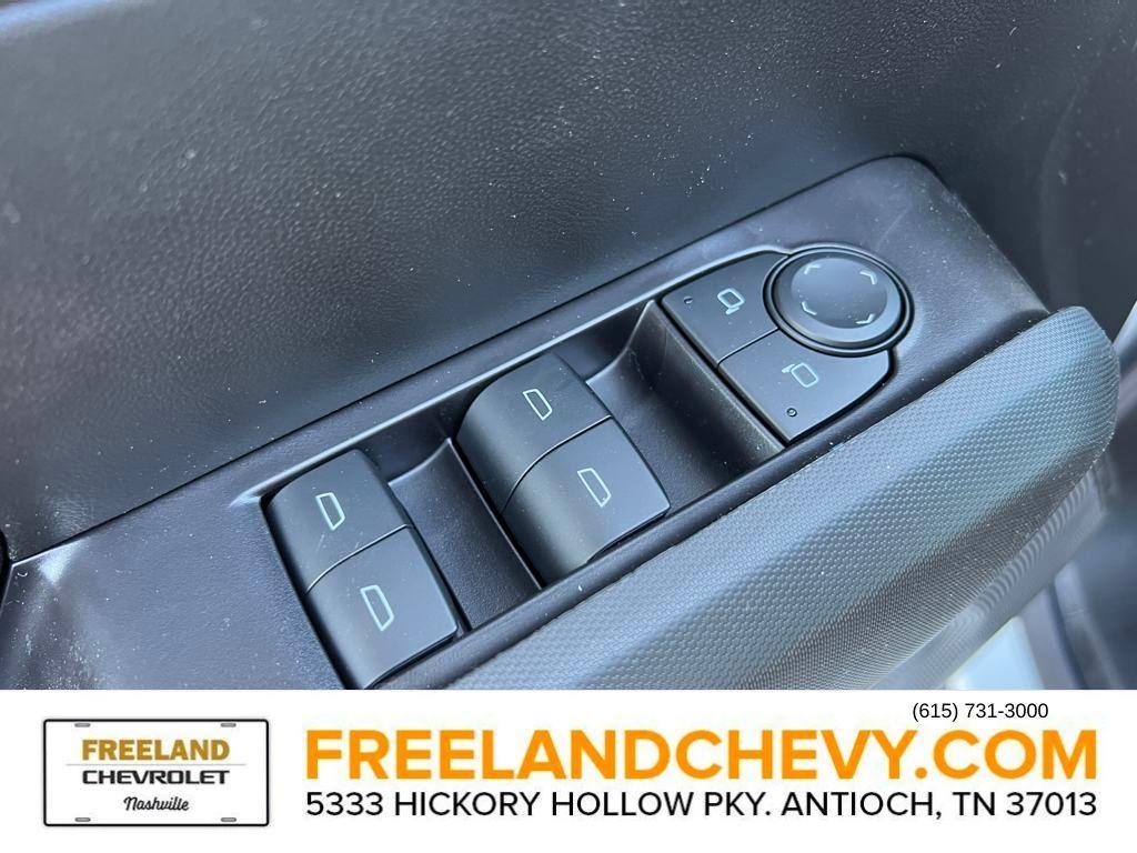 new 2025 Chevrolet Colorado car, priced at $32,960