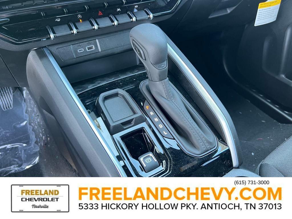 new 2025 Chevrolet Colorado car, priced at $32,960