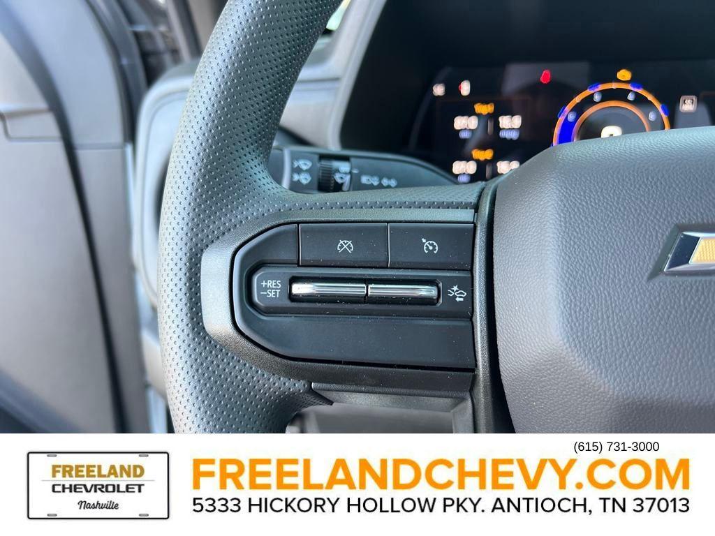 new 2025 Chevrolet Colorado car, priced at $32,960