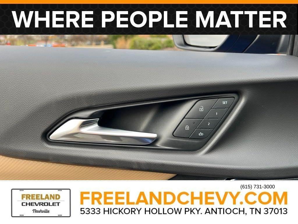 new 2025 Chevrolet Equinox car, priced at $33,235