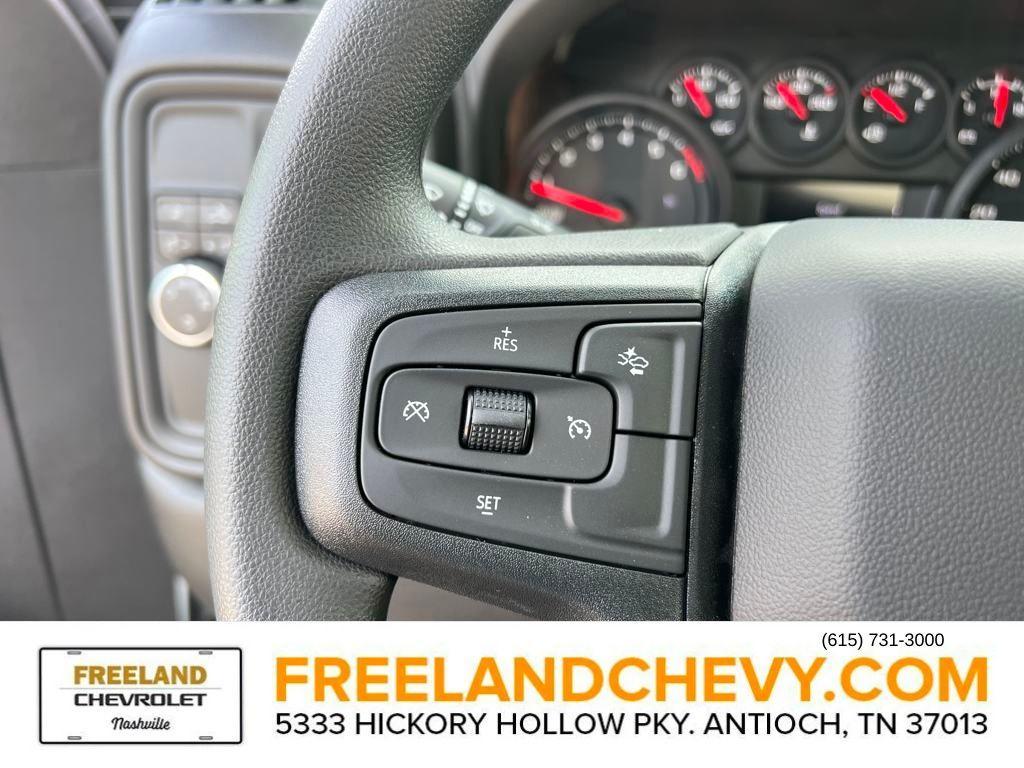 new 2025 Chevrolet Silverado 1500 car, priced at $43,220
