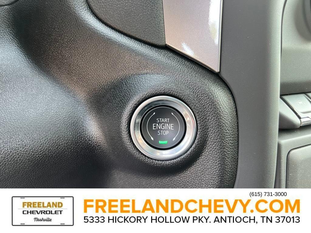 new 2025 Chevrolet Silverado 1500 car, priced at $43,220