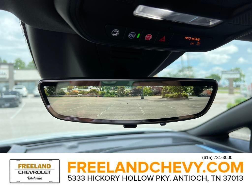 new 2025 Chevrolet Equinox EV car, priced at $43,690