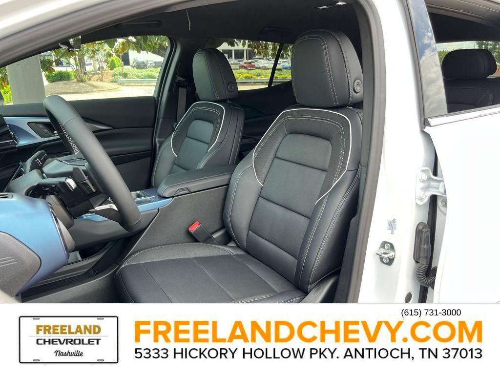 new 2025 Chevrolet Equinox EV car, priced at $43,690
