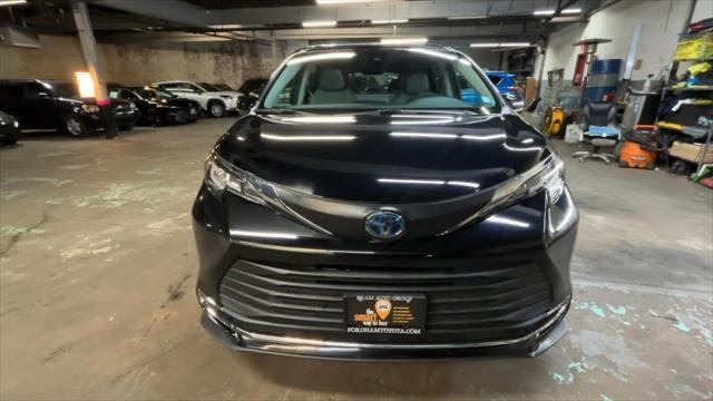 used 2021 Toyota Sienna car, priced at $33,887