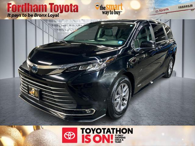 used 2021 Toyota Sienna car, priced at $33,887