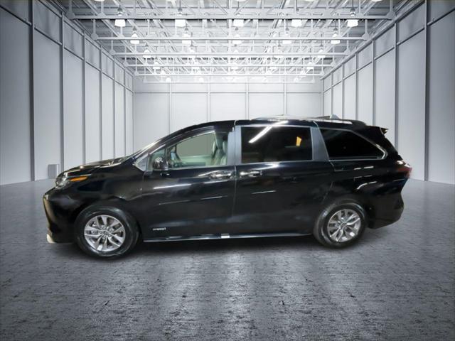 used 2021 Toyota Sienna car, priced at $33,887