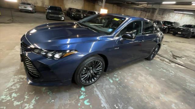 used 2020 Toyota Avalon Hybrid car, priced at $26,999