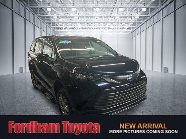 used 2024 Toyota Sienna car, priced at $67,399