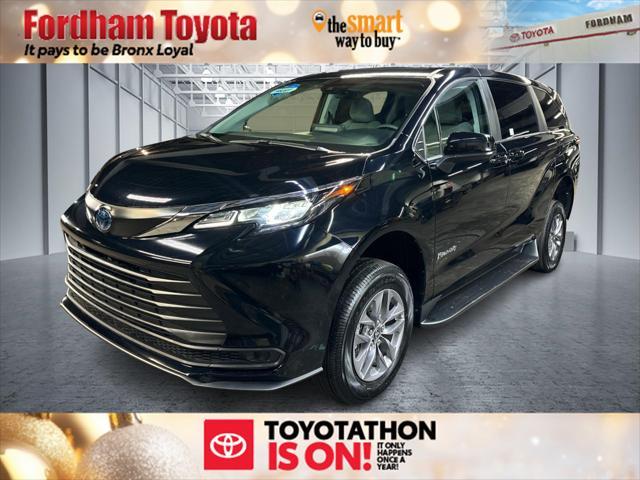 used 2024 Toyota Sienna car, priced at $65,899