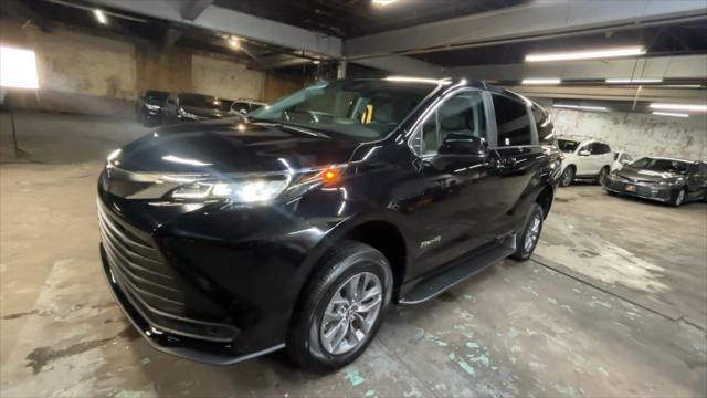 used 2024 Toyota Sienna car, priced at $65,899