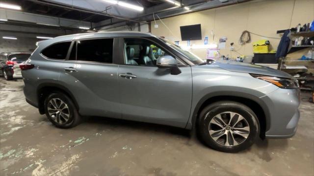 used 2023 Toyota Highlander car, priced at $38,490