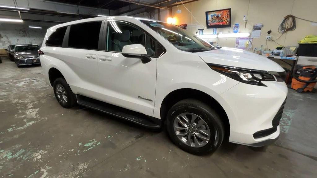 used 2025 Toyota Sienna car, priced at $65,995