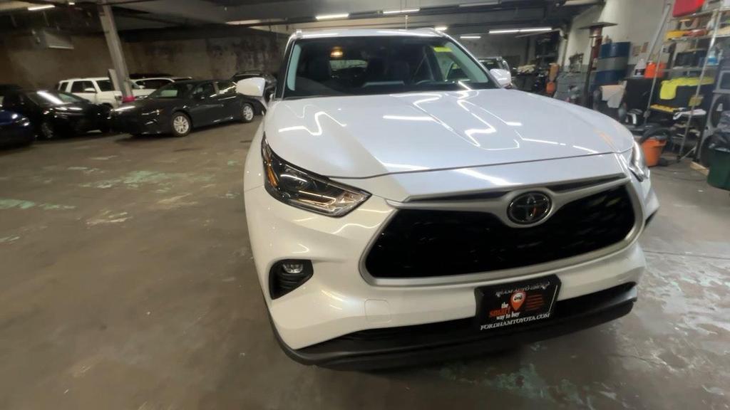 used 2023 Toyota Highlander car, priced at $37,490