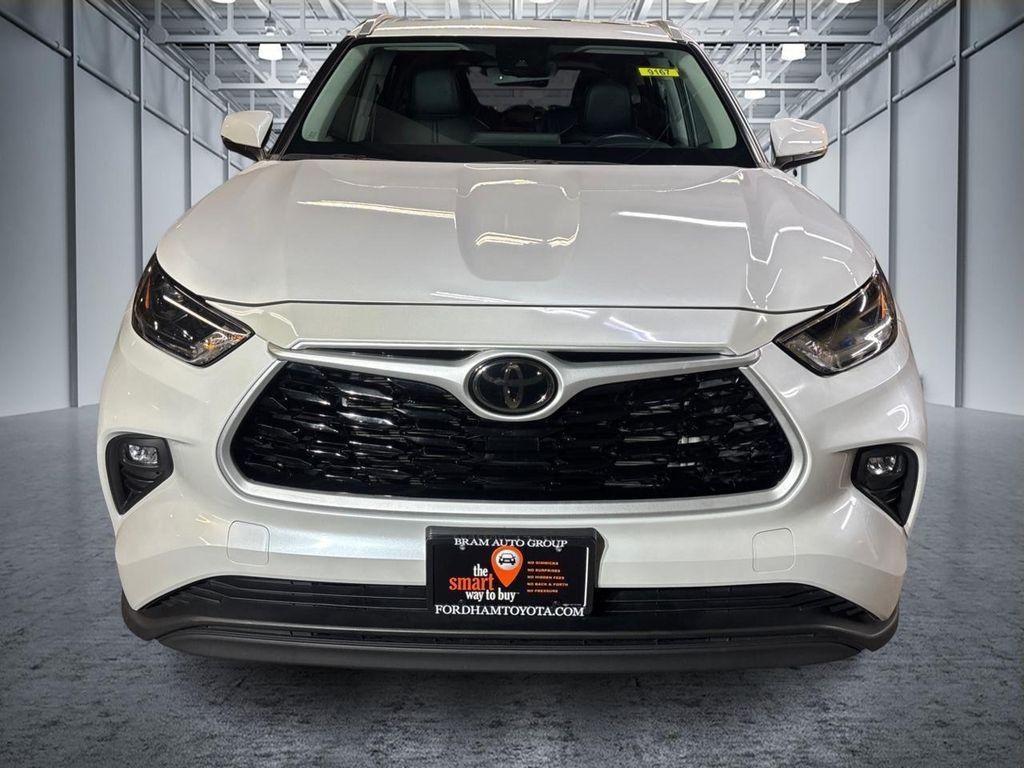 used 2023 Toyota Highlander car, priced at $37,490
