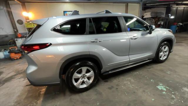 used 2023 Toyota Highlander car, priced at $34,395