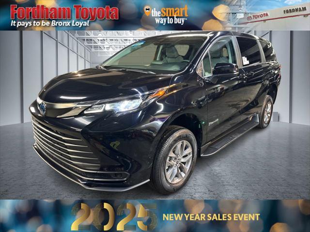 used 2024 Toyota Sienna car, priced at $67,990