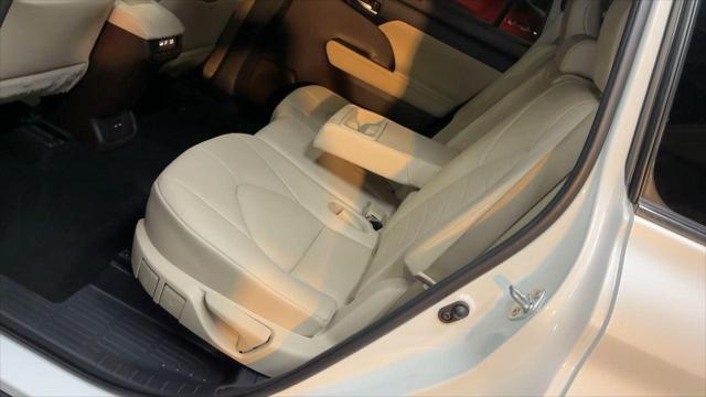 used 2021 Toyota Highlander car, priced at $32,990
