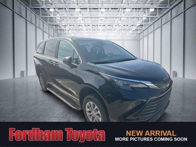 used 2024 Toyota Sienna car, priced at $66,799