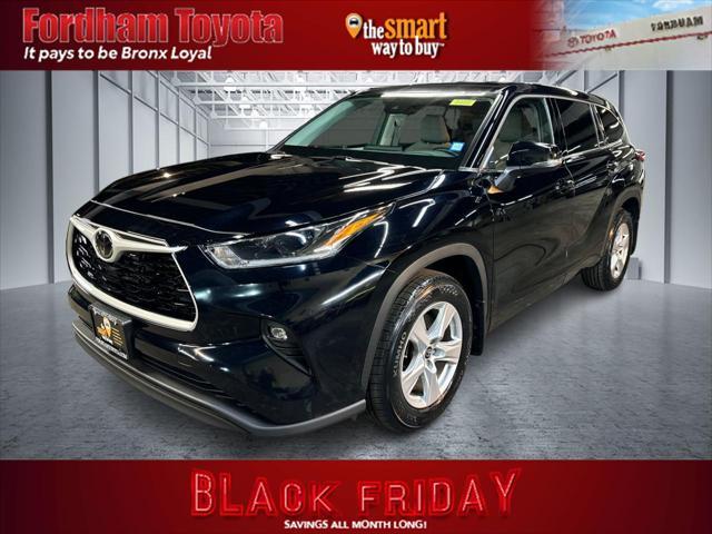 used 2021 Toyota Highlander car, priced at $30,990