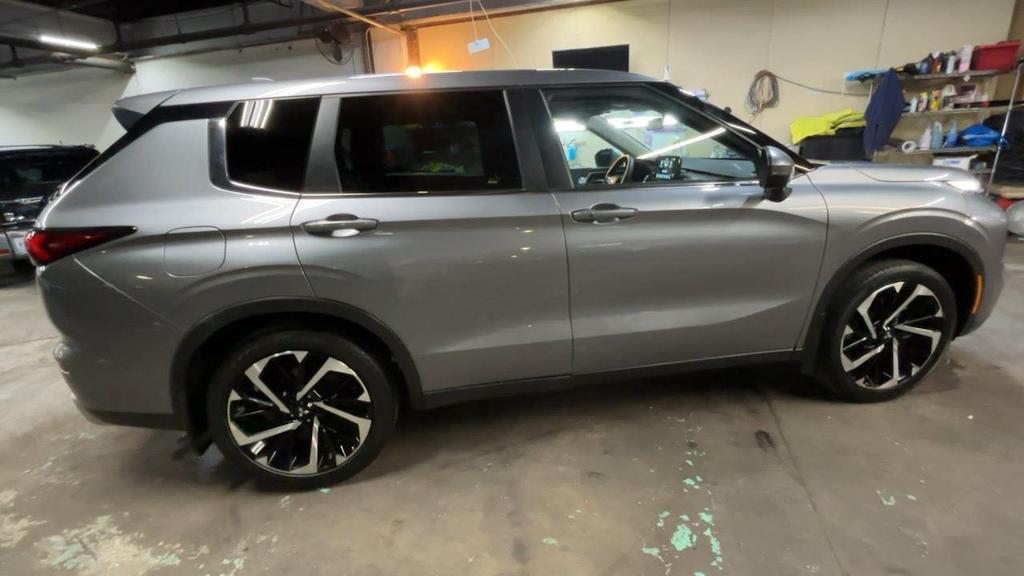 used 2023 Mitsubishi Outlander car, priced at $24,990
