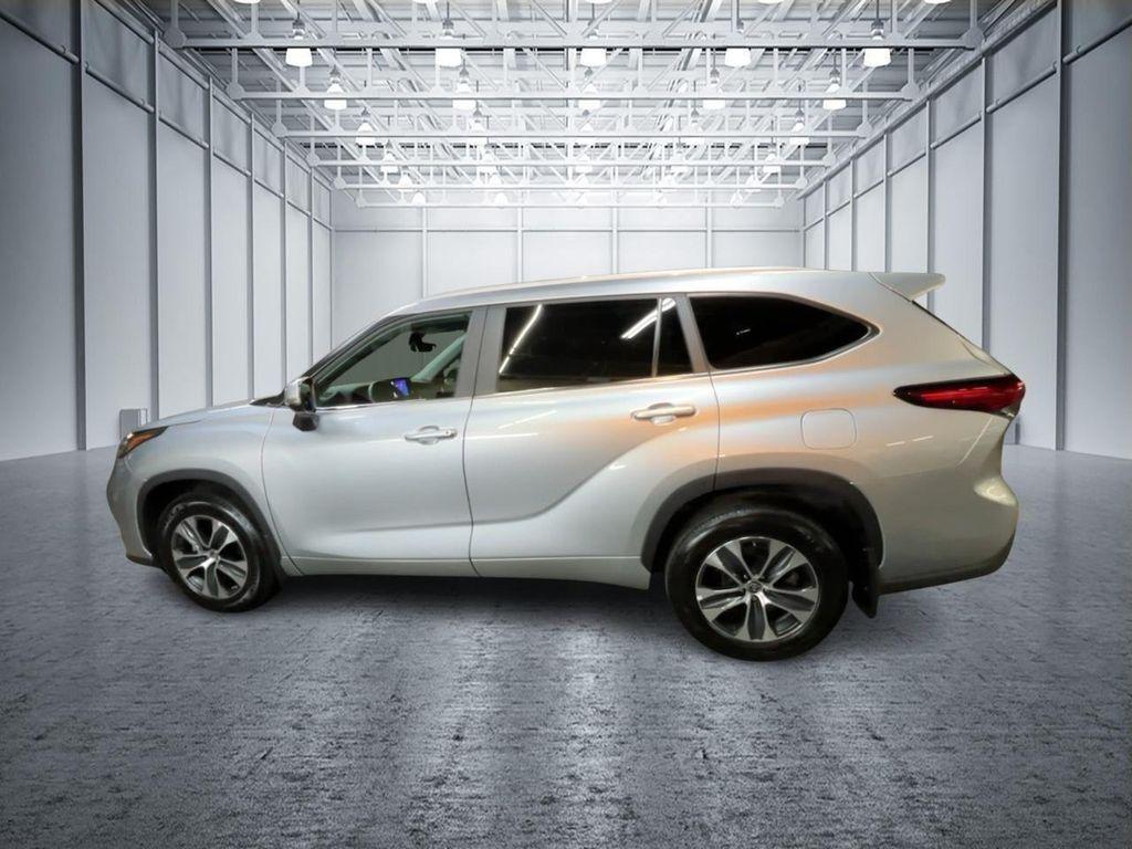 used 2023 Toyota Highlander car, priced at $36,295