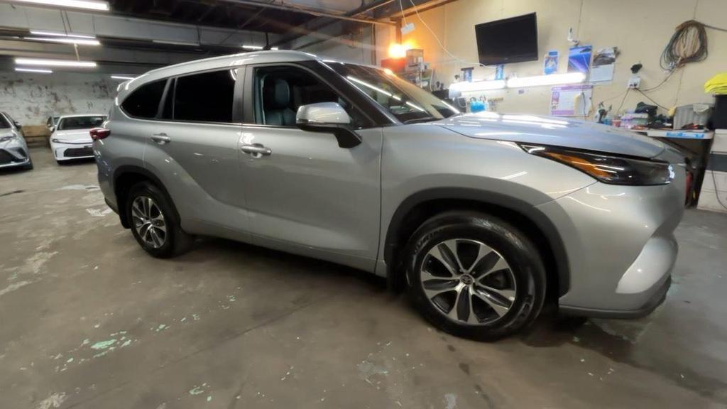 used 2023 Toyota Highlander car, priced at $36,295