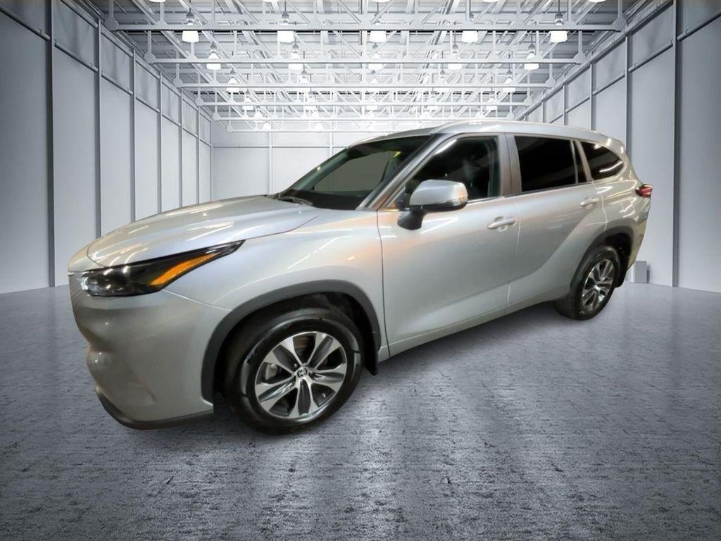 used 2023 Toyota Highlander car, priced at $36,295