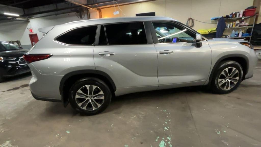 used 2023 Toyota Highlander car, priced at $36,295