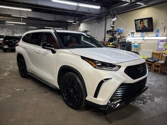 used 2023 Toyota Highlander car, priced at $45,000