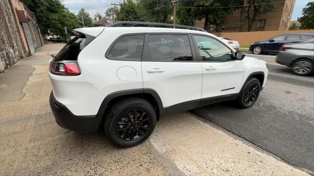 used 2023 Jeep Cherokee car, priced at $22,999