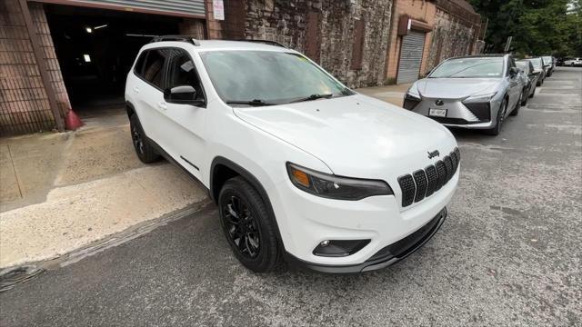 used 2023 Jeep Cherokee car, priced at $22,999